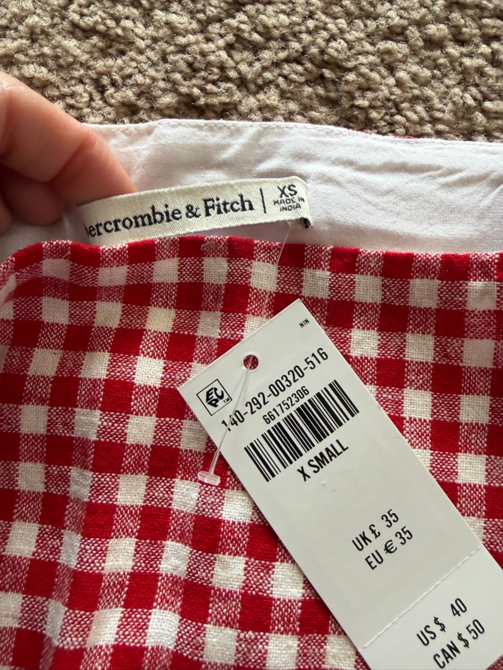 NWT Abercrombie Red and White Gingham Sleeveless Tie-Side Top - Picture 3 of 3